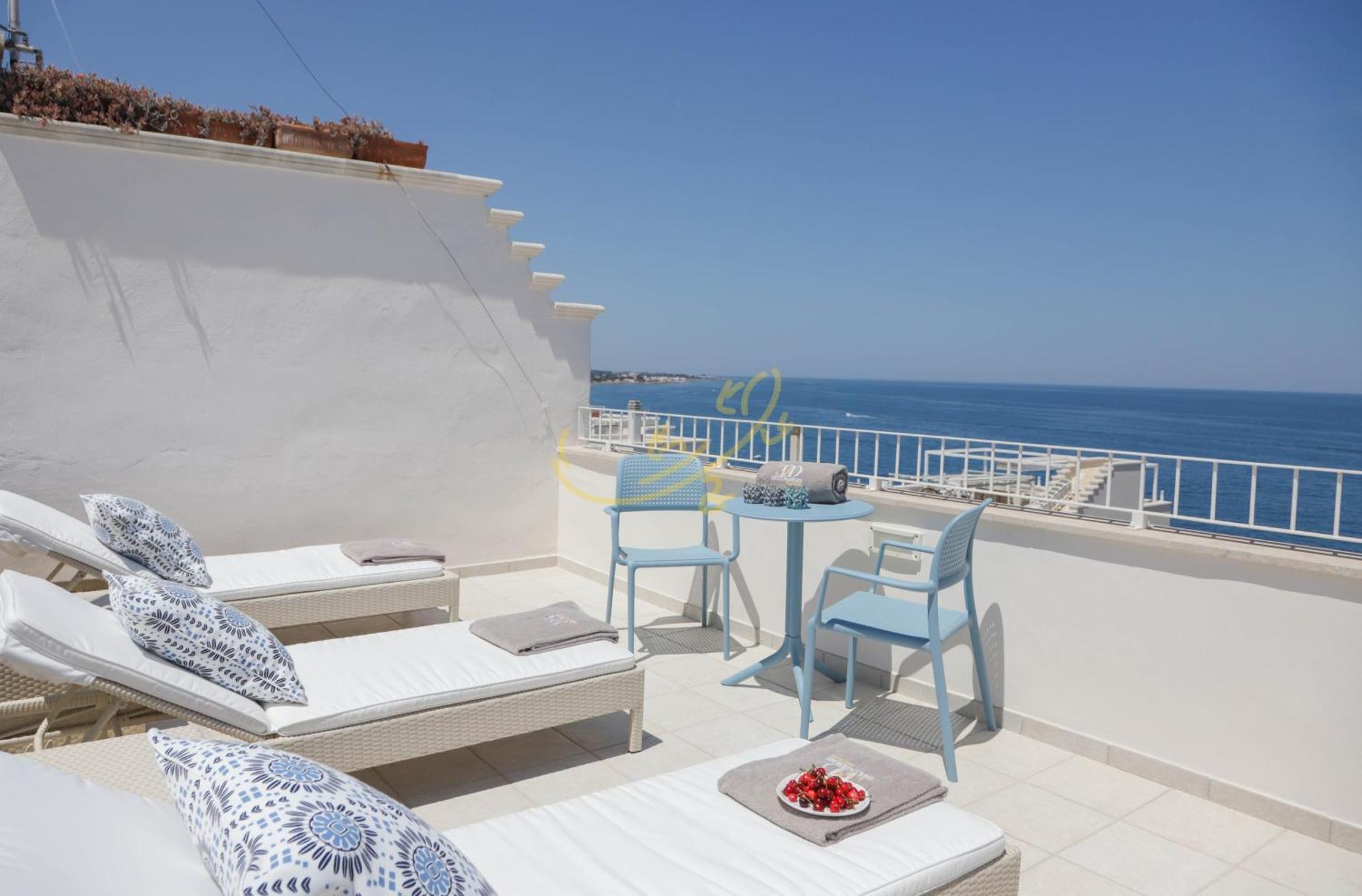 Вилла Td Casa Marevino Seaside Terrace With Panoramic Views Полиньяно-а-Маре Экстерьер фото